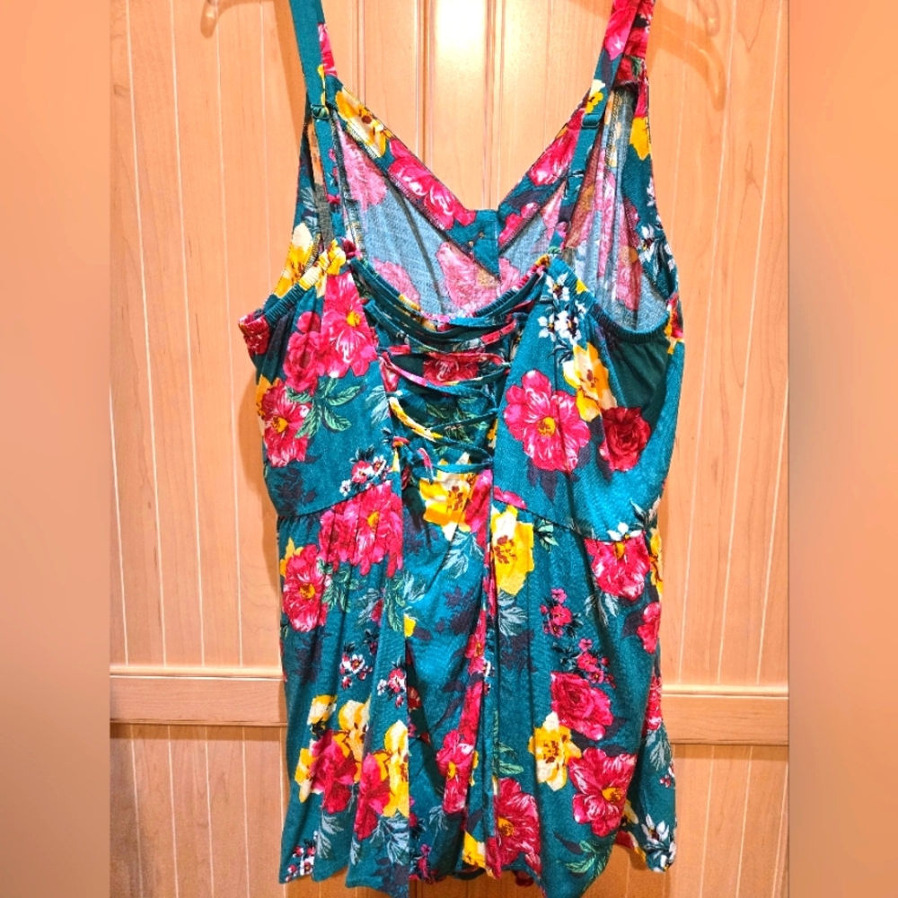 Torrid Fit &Flare Tunic Top 4X EUC - Picture 2 of 11
